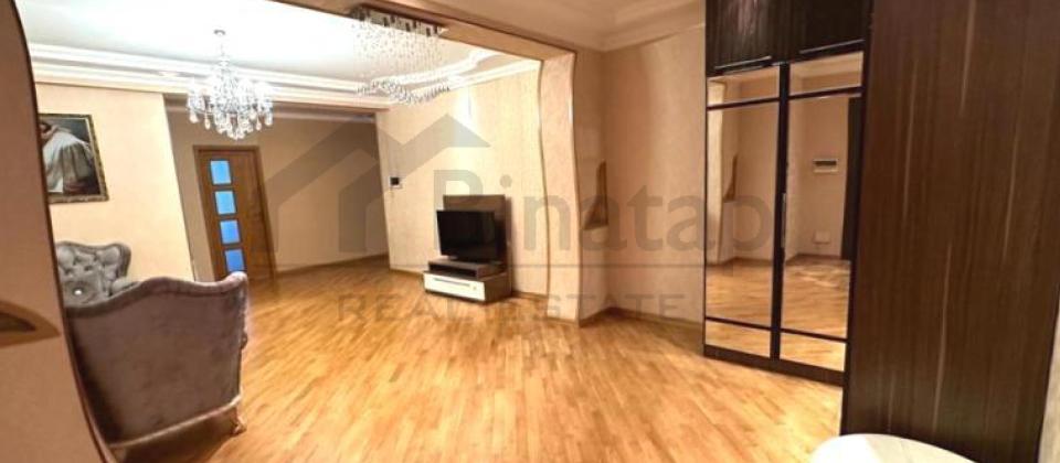 4 otaqlı mənzil satılır/165 kv.m., Statistika komitəsi ilə üzbə üz yerləşir, Nizami m/s yaxındır - 8