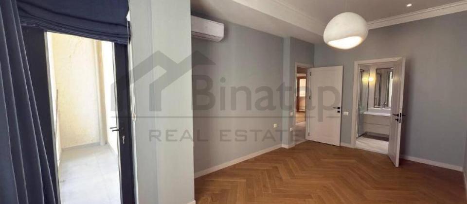 3 otaqlı mənzil satılır/134 kv.m., Heydər Əliyev Mərkəzinin yanı, Zumrud Residence - 4