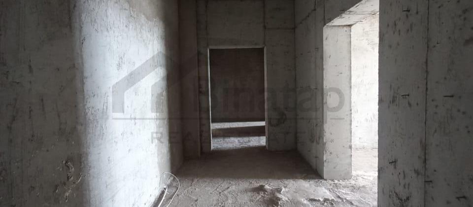 -Tibb Universitetinın yanında. - 10