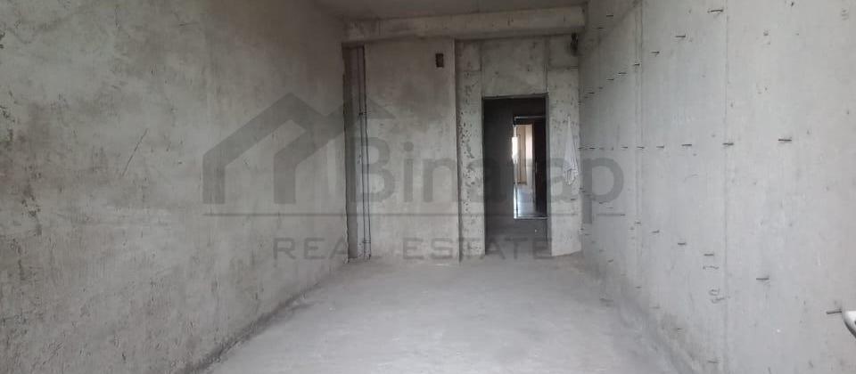 -Tibb Universitetinın yanında. - 13