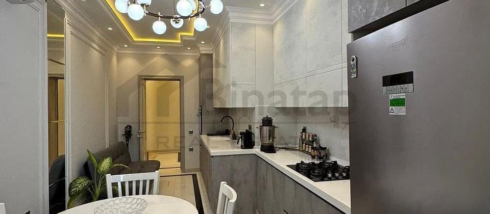 3 otaqlı mənzil satılır/126 kv.m., Rusiya səfirliyi və Zabitlər parkına yaxındır - 9