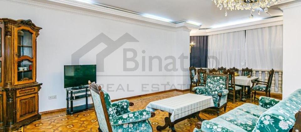 3 otaqlı mənzil satılır/181 kv.m., 28 Mall t/m və 28 May m/s yanında yerləşir - 2