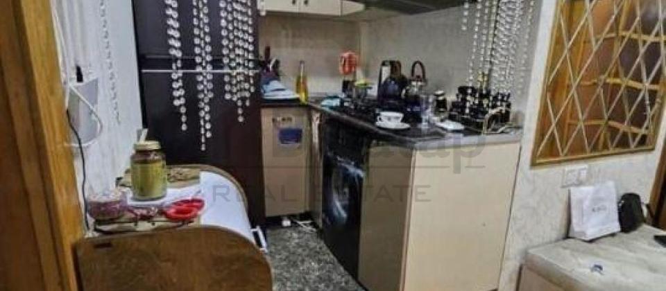 Satılır 3 otaqlı köhnə tikili 60 m², Həzi Aslanov m. - 9