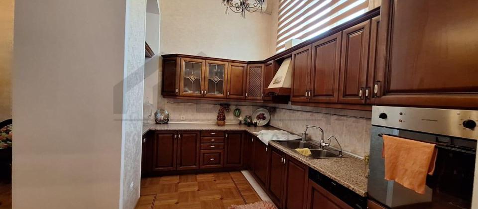 Satılır 5 otaqlı köhnə tikili 175 m², İçəri Şəhər m. - 8