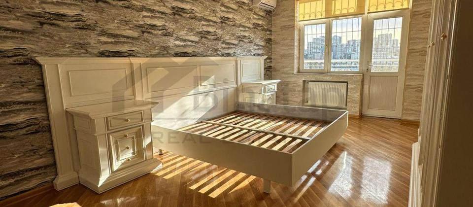 3 otaqlı mənzil satılır/176 kv.m., Mərkəzi park və Statistika Komitəsinin yanında yerləşir - 3