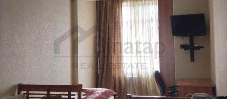 3 otaqlı mənzil satılır/111 kv.m., 8 Noyabr m/s yanında yerləşir - 8