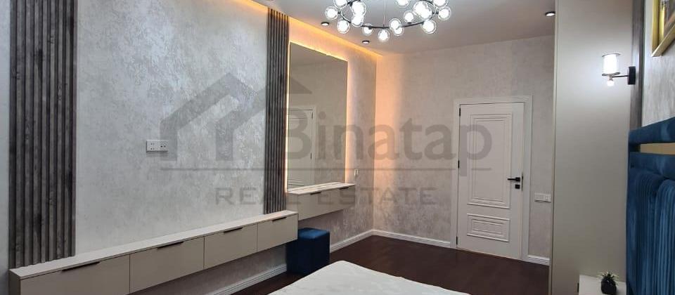 Tibb Universitetinın yaxınlığında, - 6