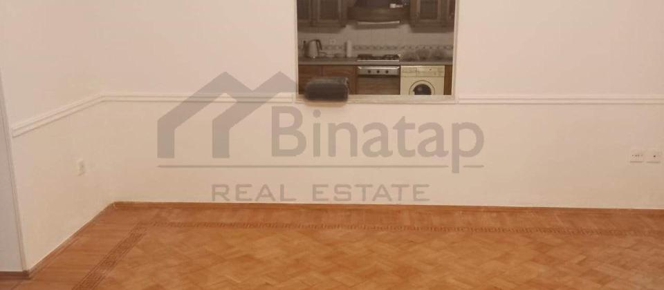 Satılır 2 otaqlı köhnə tikili 90 m², 28 May m. - 7