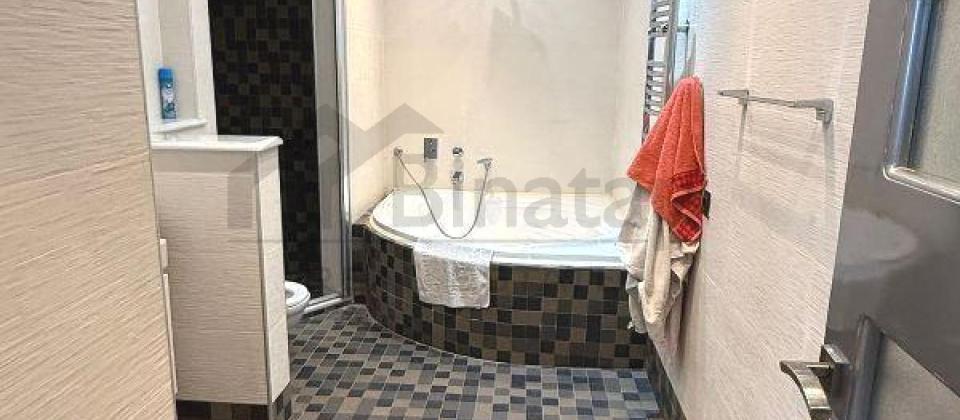 3 otaqlı mənzil satılır/180 kv.m., Yaşıl Ada uşaq bağçasının yanı, 8 Noyabr m/s yaxındır - 14