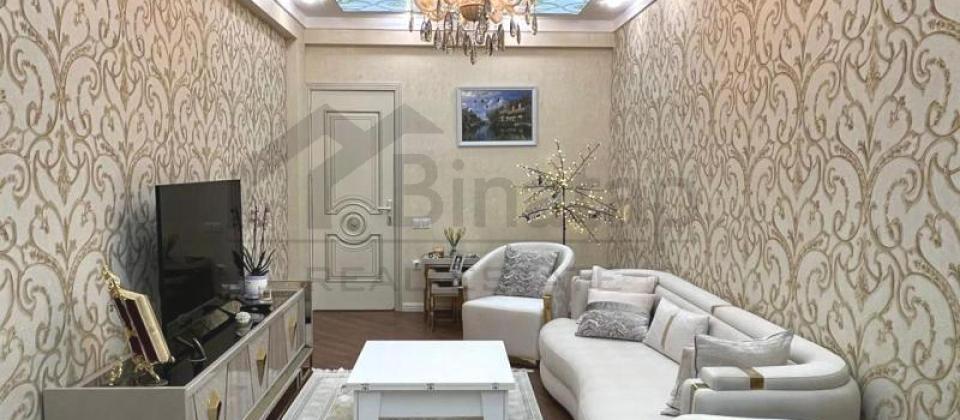 3 otaqlı mənzil satılır/121 kv.m., 4cü mkrn, Memar Əcəmi m/s yanında yerləşir - 3