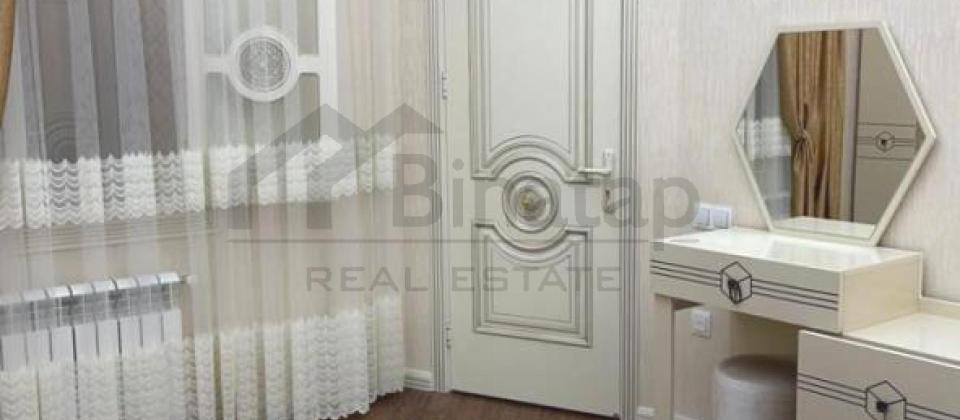 3 otaqlı mənzil satılır/121 kv.m., 4cü mkrn, Memar Əcəmi m/s yanında yerləşir - 5