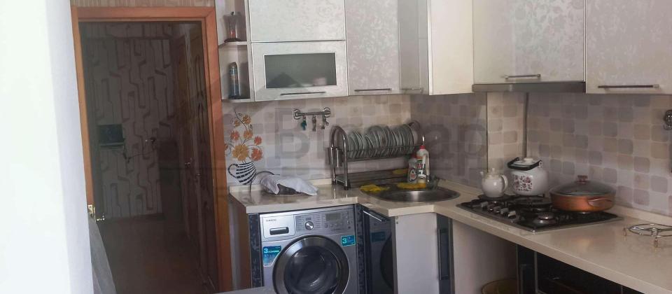 Satılır 3 otaqlı köhnə tikili 90 m², Elmlər Akademiyası m. - 7