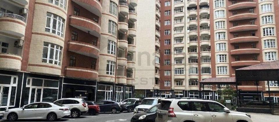 2 otaqlı mənzil satılır/110 kv.m., Badamdar, Oksford məktəbi və Botanika bağına yaxındır