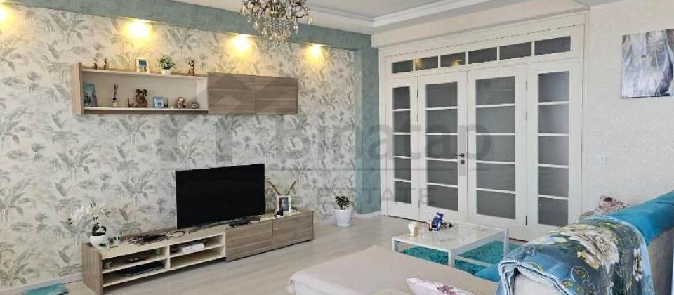 2 otaqlı mənzil satılır/105 kv.m., 8ci km bazarı, Neftçilər və Xalqlar Dostluğu m/s yaxındır - 3