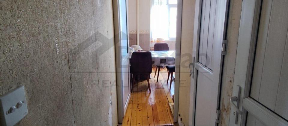 Satılır.Əhmədlidə 4otaq 180000m - 4