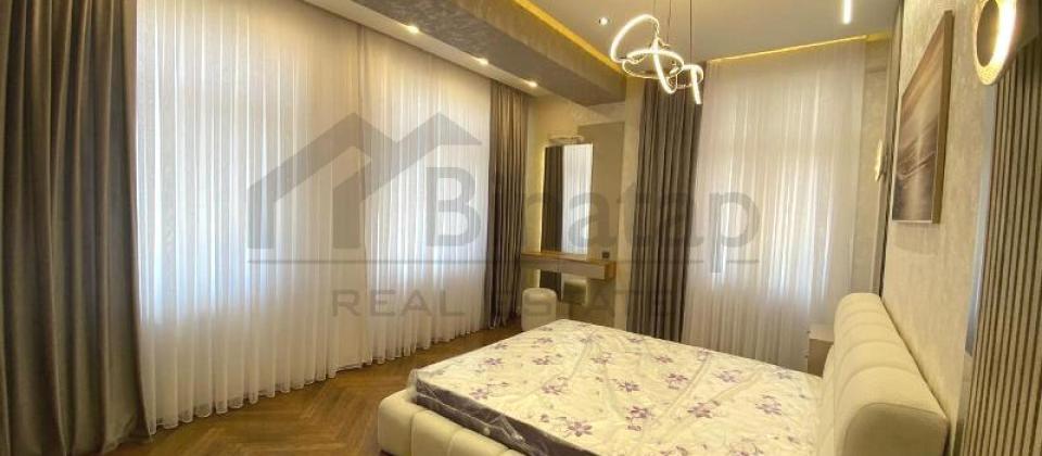 3 otaqlı mənzil satılır/130 kv.m., Olimpik Starın yanında yerləşir - 6