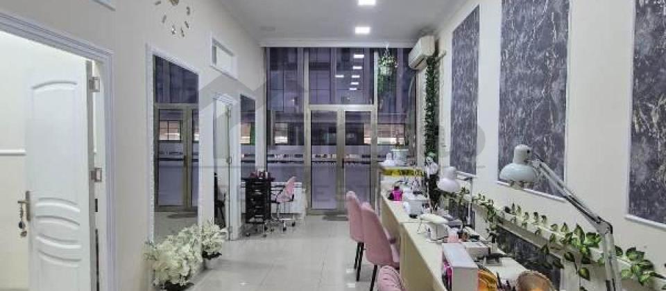 SATIŞDA MÖHTƏŞƏM BİZNES OBYEKTİ..! Park Azure'un yanında yerləşir/93 kv.m. - 3