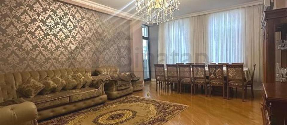 3 otaqlı mənzil satılır/160 kv.m., Qələbə dairəsi, İnşaatçılar m/s yaxındır - 2