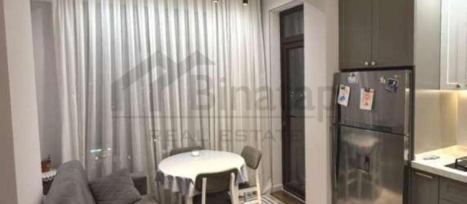 3 otaqlı mənzil satılır/120 kv.m., İnşaatçılar m/s yanında yerləşir - 8