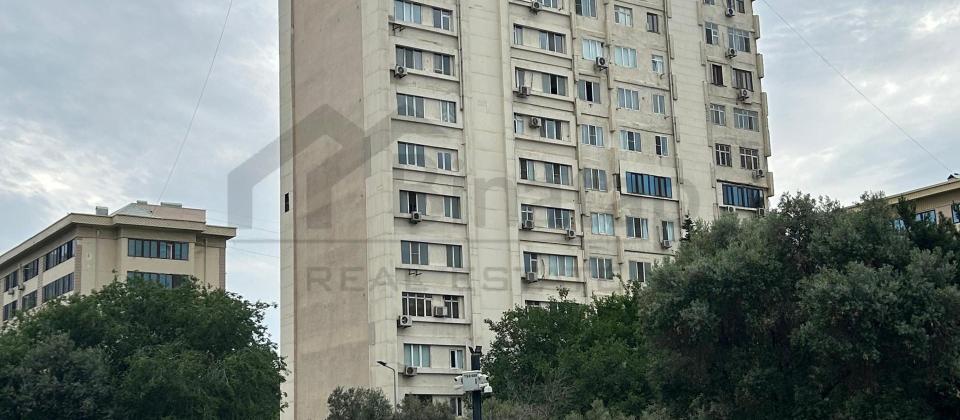 Azadliq  metrosu - 14