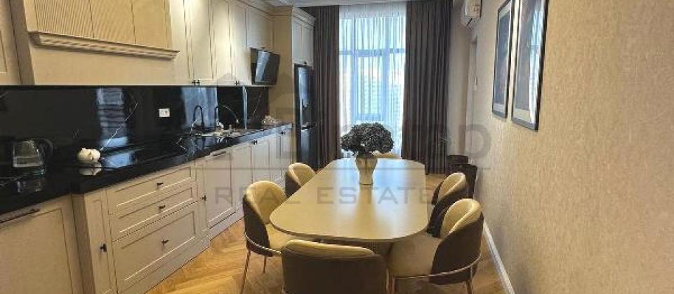 3 otaqlı mənzil satılır/147 kv.m., Təhsil Nazirliyinin yanında yerləşir - 8