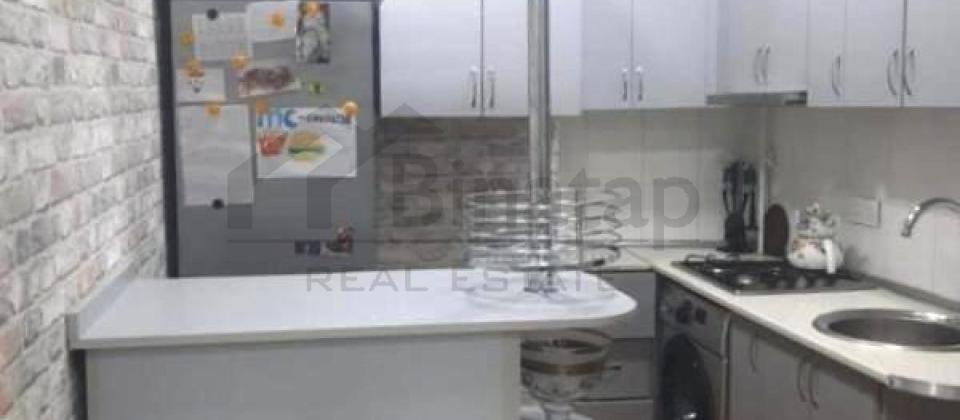 3 otaqlı mənzil satılır/90 kv.m., İnşaatçılar m/s yaxın məsafədə yerləşir - 8