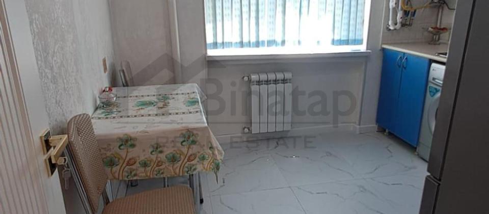 Mənzil Həzi Aslanov m/s piyada 6-7 dəqiqə məsafədə, 2-ci kvadrtada yerləşir - 9