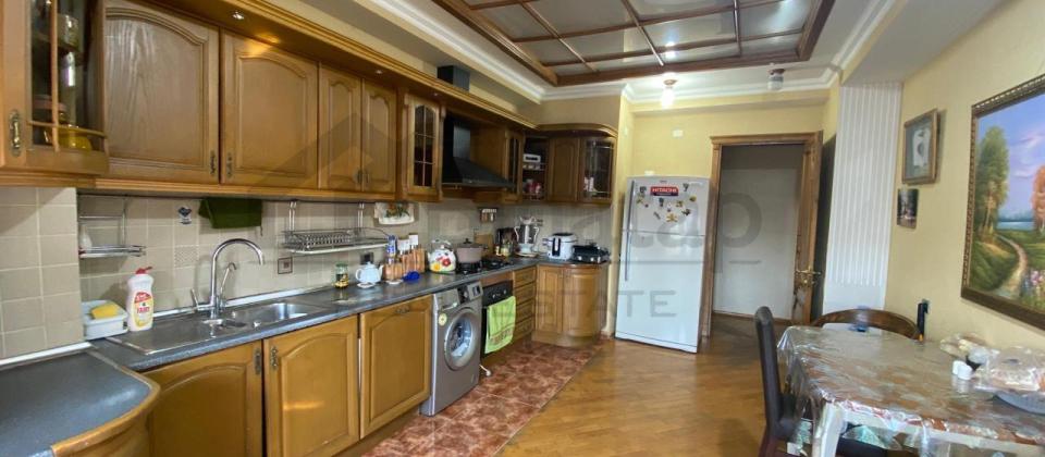 4 otaqlı/176kv.m/Nərimanov r. - 4