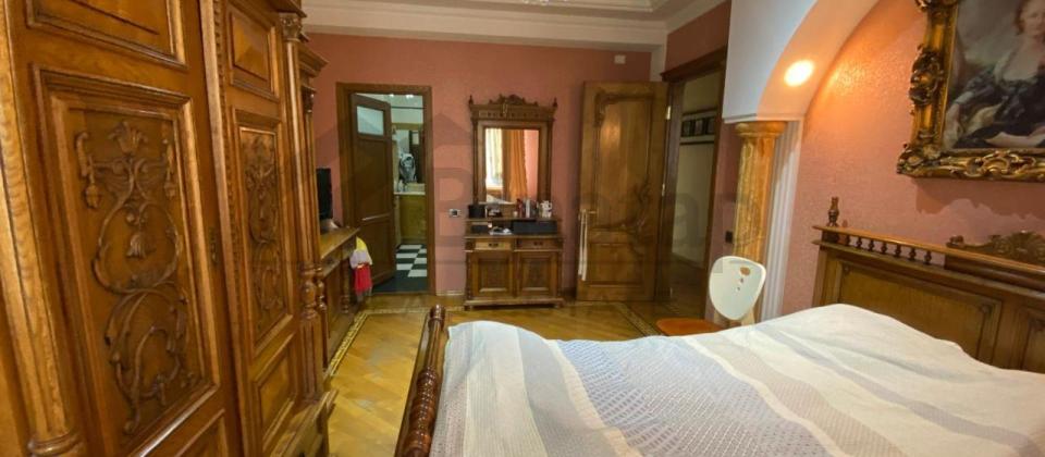 4 otaqlı/176kv.m/Nərimanov r. - 8