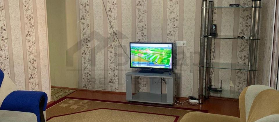 Kirayə 2 otaqlı Köhnə Tikili 60 m², Elmler Akademiyası - 2