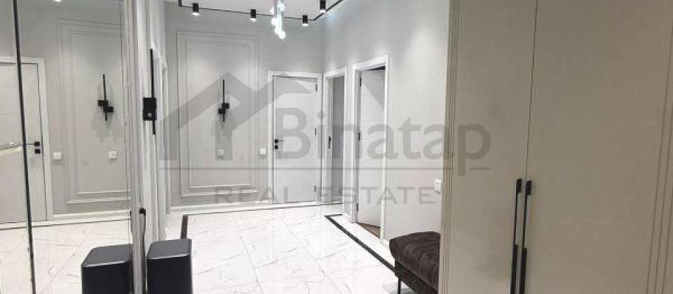 3 otaqlı mənzil satılır/118 kv.m., 7ci mkrn, Azadlıq Prospekti m/s'na 5-7 dəqiqəlik məsafədədir - 9