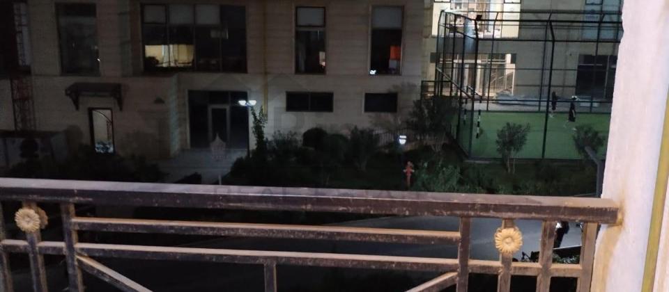 HEYDƏR ƏLIYEV mərkəzinnın ilə üzbə-üz. "Zumrud Residence" - 13