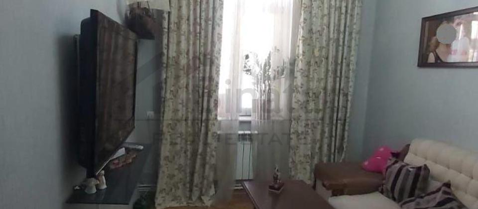 Satılır 3 otaqlı köhnə tikili 88 m², Elmlər Akademiyası m. - 7