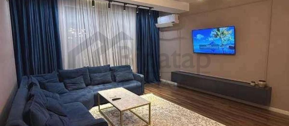 3 otaqlı mənzil satılır/120 kv.m., Şərifzadə küçəsi, Yasamal parkı və İnşaatçılar m/s yaxındır