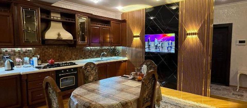 5 otaqlı mənzil satılır/215 kv.m., Səməd Vurğun küçəsi, Zabitlər parkının yanında yerləşir - 6