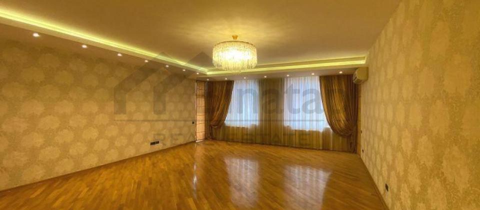 4 otaqlı mənzil satılır/215 kv.m., Ceyhun Hacıbəyli küçəsi, 28 May m/s 2ci çıxışına yaxındır - 3