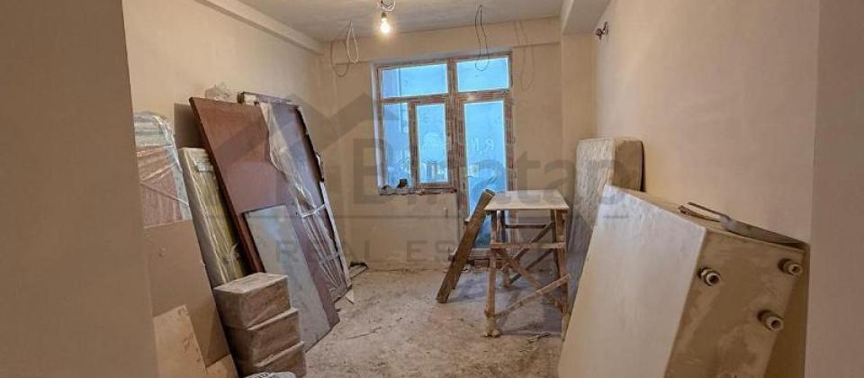 4 otaqlı mənzil satılır/154 kv.m., Elmlər Akademiyası m/s və BDU'ya yaxındır - 4