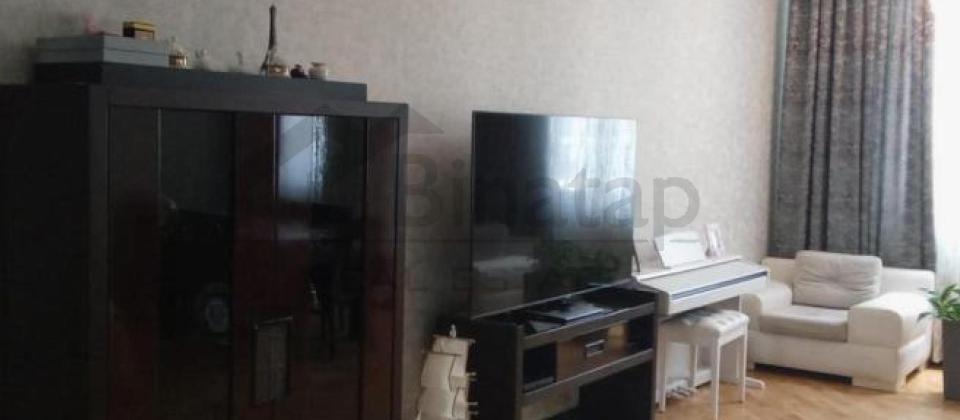 3 otaqlı mənzil satılır/147.5 kv.m., İnqlab, Kəpəz hospitalın yanı, 8 Noyabr m/s yaxındır - 4