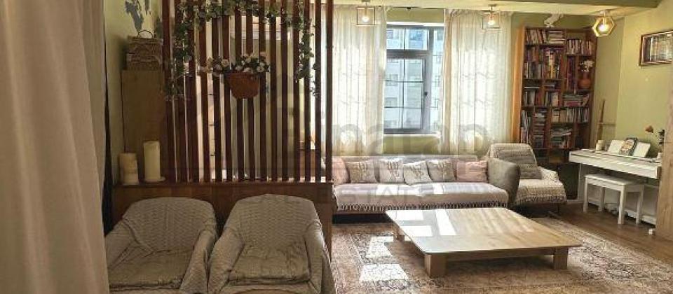 4 otaqlı mənzil satılır/138 kv.m., 8 Noyabr m/s yaxındır - 4