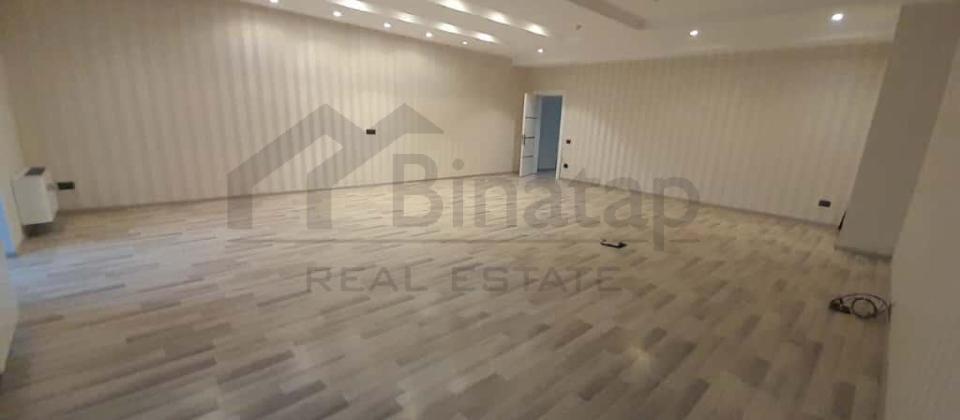 Əhməd Rəcəblidə plazada ofislərin icarəsi 160kv