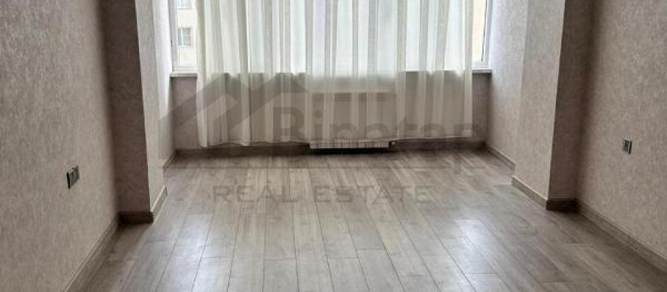 2 otaqlı mənzil satılır/80 kv.m., Albalı uşaq bağçasının yanı, İnşaatçılar m/s yaxındır - 8