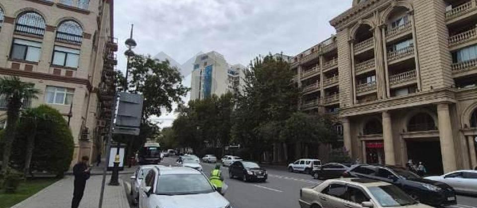 2 otaqlı mənzil satılır/60 kv.m., Statistika Komitəsi və İzmir parkın yanı, Nizami m/s yaxındır - 3