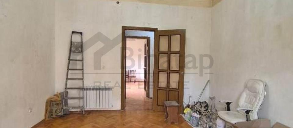 2 otaqlı mənzil satılır/60 kv.m., Statistika Komitəsi və İzmir parkın yanı, Nizami m/s yaxındır - 6