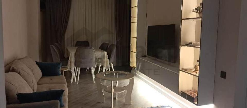 3 otaqlı mənzil satılır/90 kv.m., 77№li avtobusun son dəyanacağının yanı, İnşaatçılar m/s yaxındır - 2