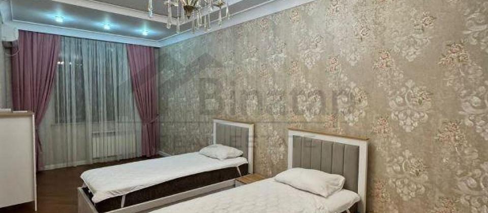 4 otaqlı mənzil satılır/192 kv.m., Neftçilər xəstəxanasının yanı, Xətai m/s yaxındır - 5