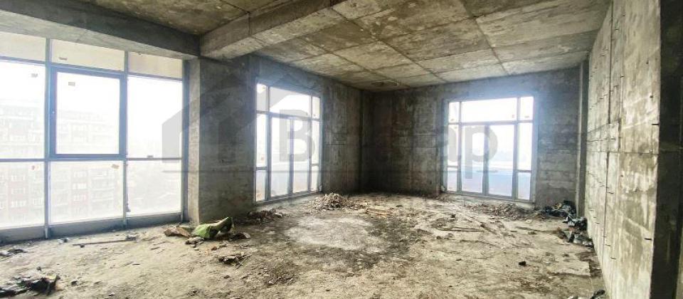 3 otaqlı mənzil satılır/135 kv.m., Yasamal rayon məhkəməsi və Nəbatat bağının yanında yerləşir - 3