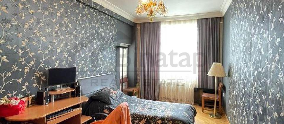 4 otaqlı mənzil satılır/165 kv.m., N.Tusi klinikasının yanı, 20 Yanvar və İnşaatçılar m/s yaxındı - 10