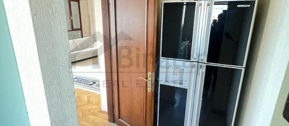 E.Akademiyasi metrosu - 14