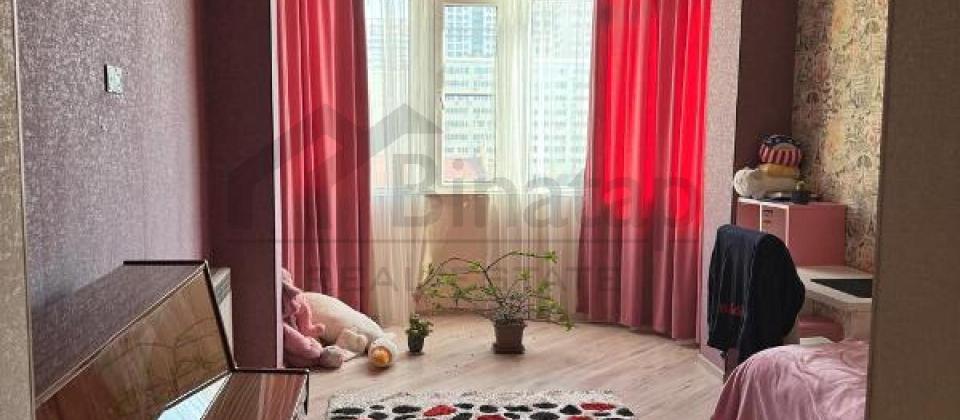5 otaqlı mənzil satılır/192 kv.m., Yasamal parkının yanı, E.Akademiyası və İnşaatçılar m/s yaxındır - 6