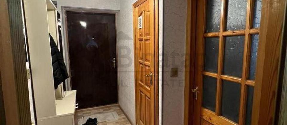 KİRAYƏ VERİLİR..! 2 otaq, 39 kv.m., İnşaatçılar m/s yanında yerləşir - 9